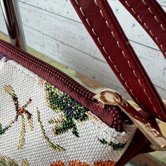 Hummingbird Cross Body Bag - Picture 5 of 7